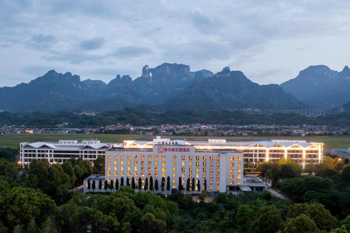 hilton garden inn zhangjiajie tianmen mountain