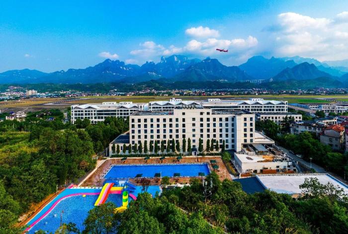 hilton garden inn zhangjiajie tianmen mountain