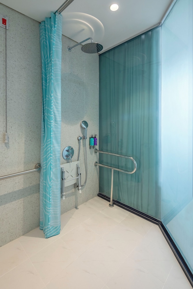 tru by hilton bac giang city centre