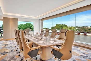 hilton garden inn jabalpur