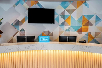 Hampton By Hilton Sandton Grayston,,3 star