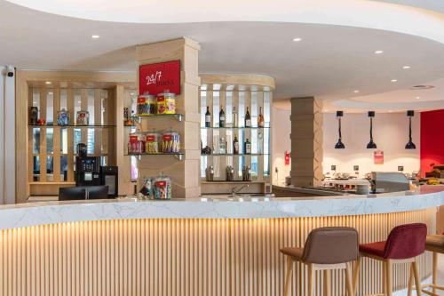 hampton by hilton sandton grayston
