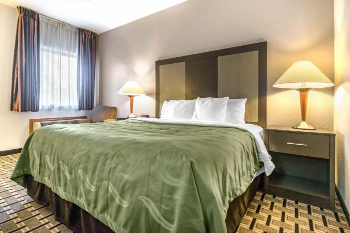 spark by hilton lexington hamburg