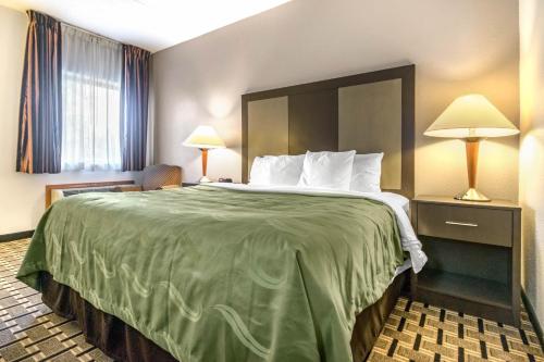 spark by hilton lexington hamburg