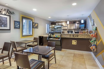 Hilton Grand Vacations At Anderson Ocean Club,2600 North Ocean Boulevard,  Sc, United States Of America,3 star