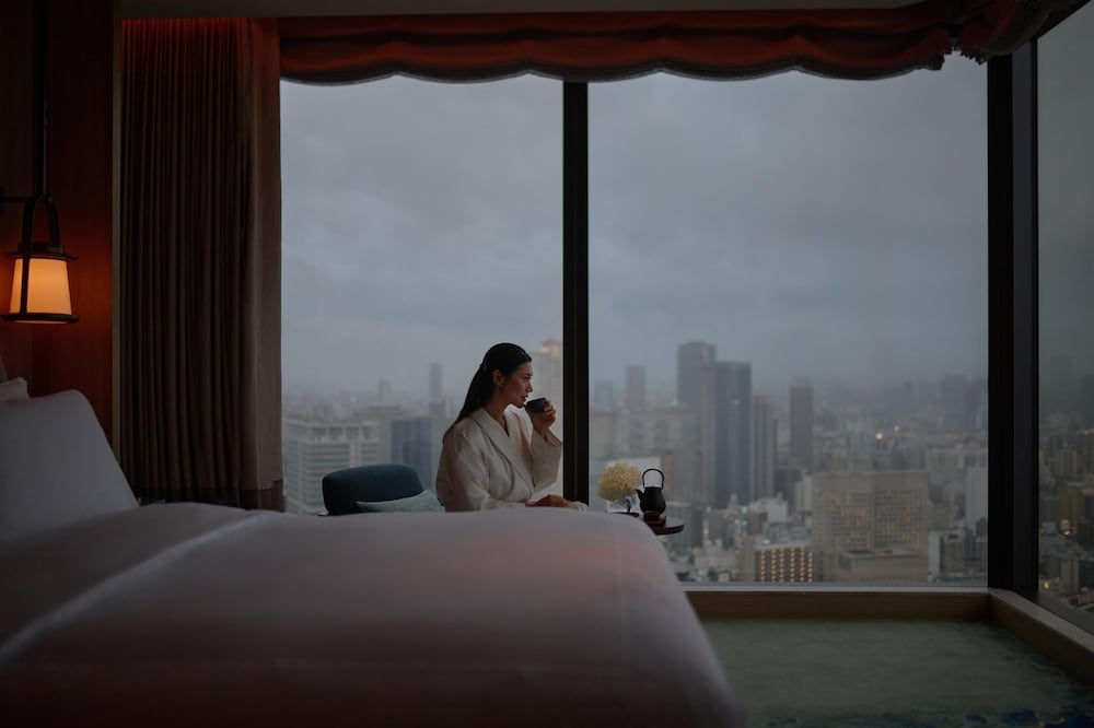 waldorf astoria osaka