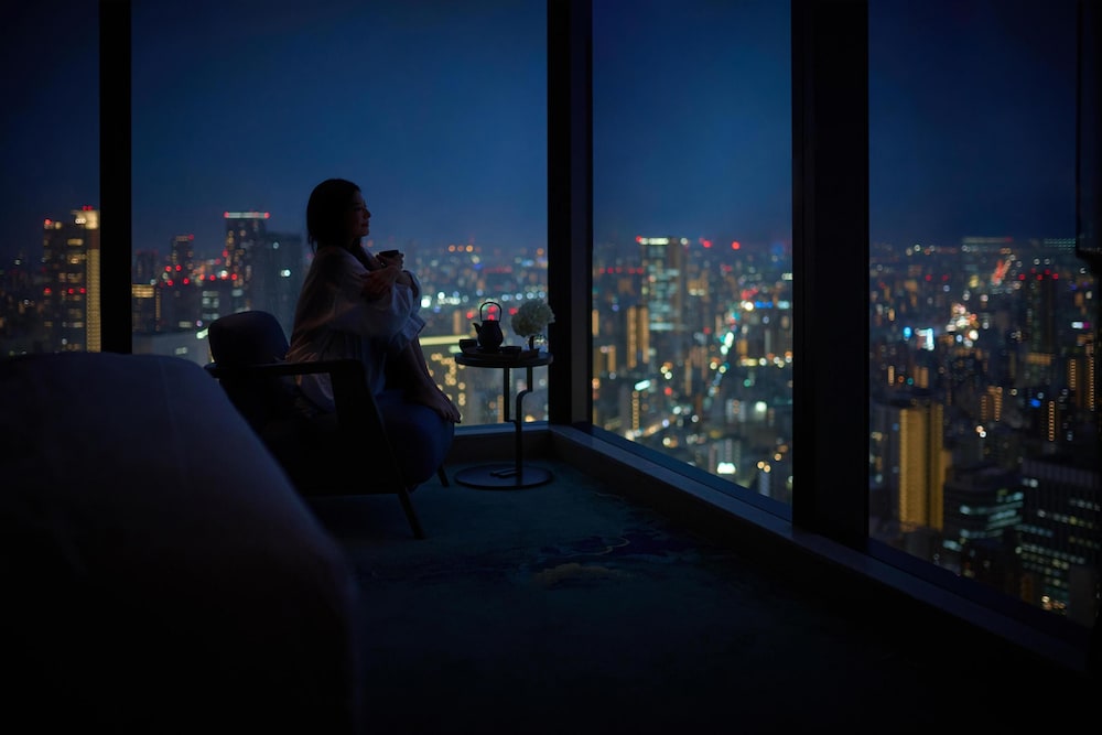 waldorf astoria osaka