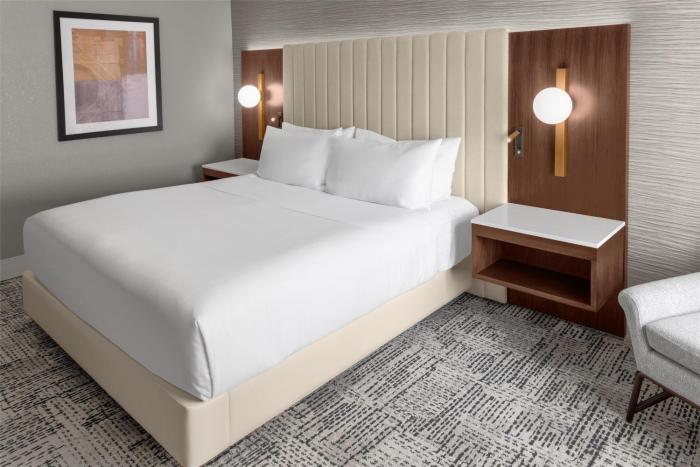 doubletree by hilton owatonna