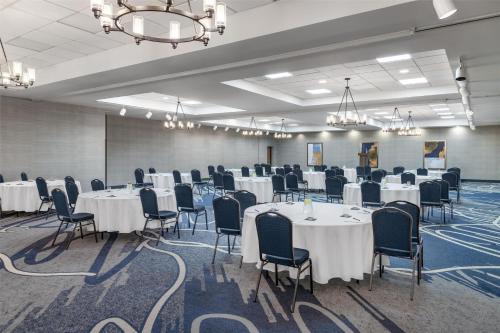 doubletree by hilton owatonna