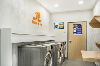 home2 suites by hilton harrisonburg university