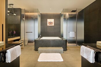 secan hotel qingdao curio collection by hilton