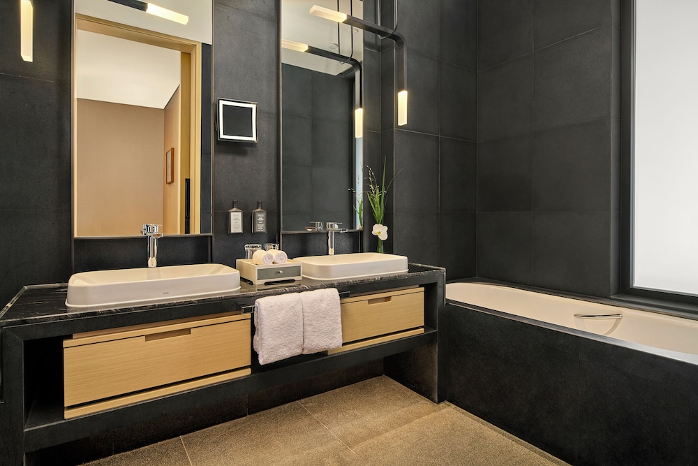 secan hotel qingdao curio collection by hilton