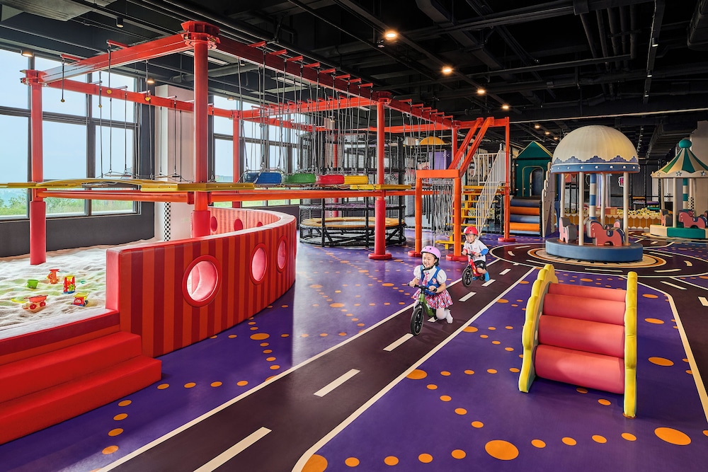 secan hotel qingdao curio collection by hilton