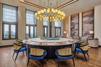 secan hotel qingdao curio collection by hilton