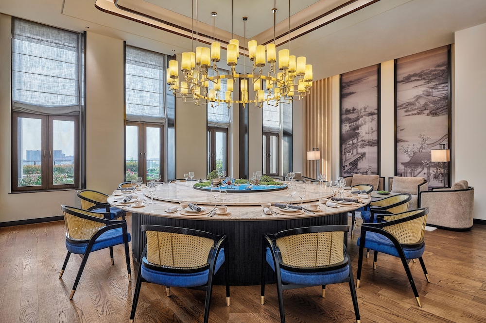 secan hotel qingdao curio collection by hilton