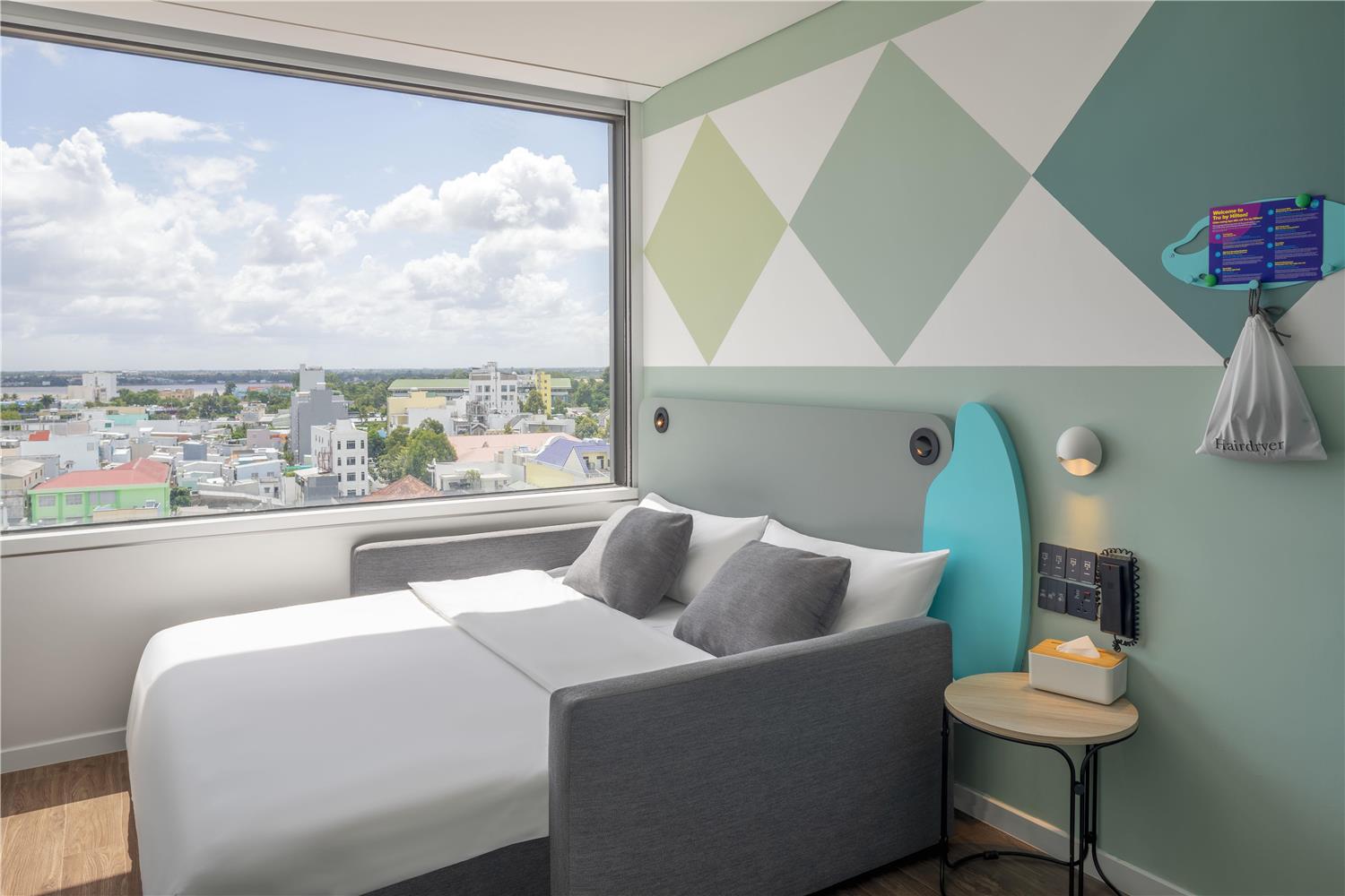 tru by hilton can tho cai khe