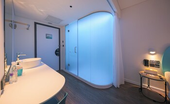 tru by hilton can tho cai khe