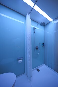 tru by hilton can tho cai khe