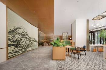 Hilton Garden Inn Xuzhou Pengcheng Square,,4 star