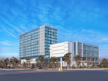 doubletree by hilton yanji