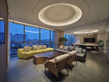 doubletree by hilton yanji