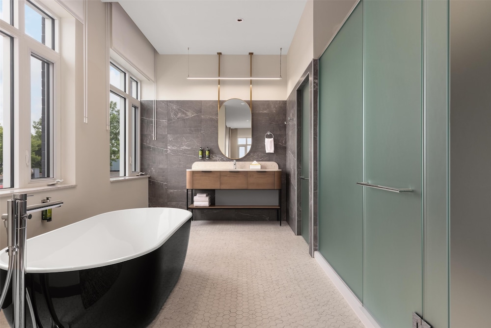 hotel railwayparc montreal tapestry collection by hilton