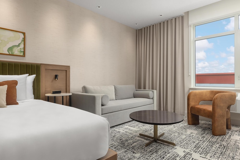 hotel railwayparc montreal tapestry collection by hilton