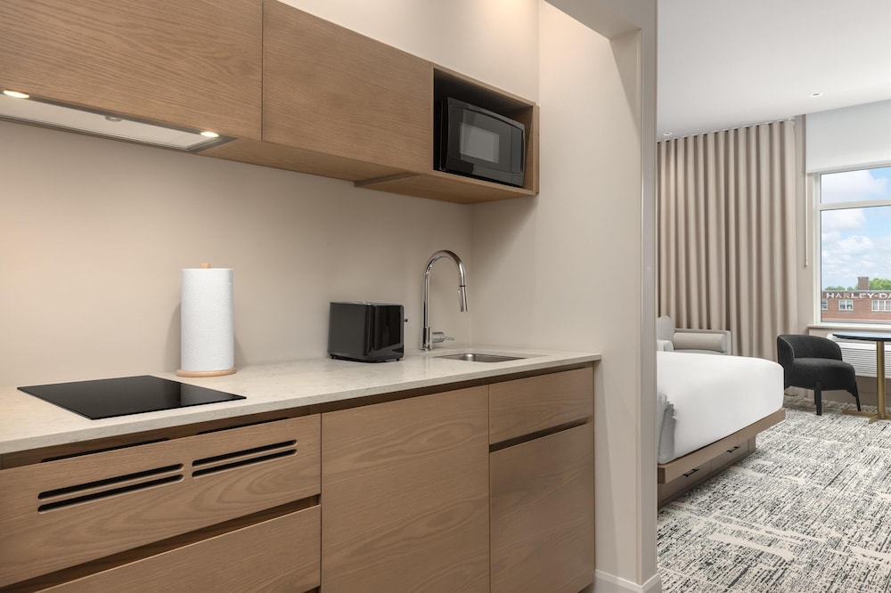 hotel railwayparc montreal tapestry collection by hilton