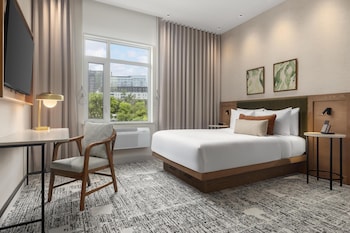 hotel railwayparc montreal tapestry collection by hilton