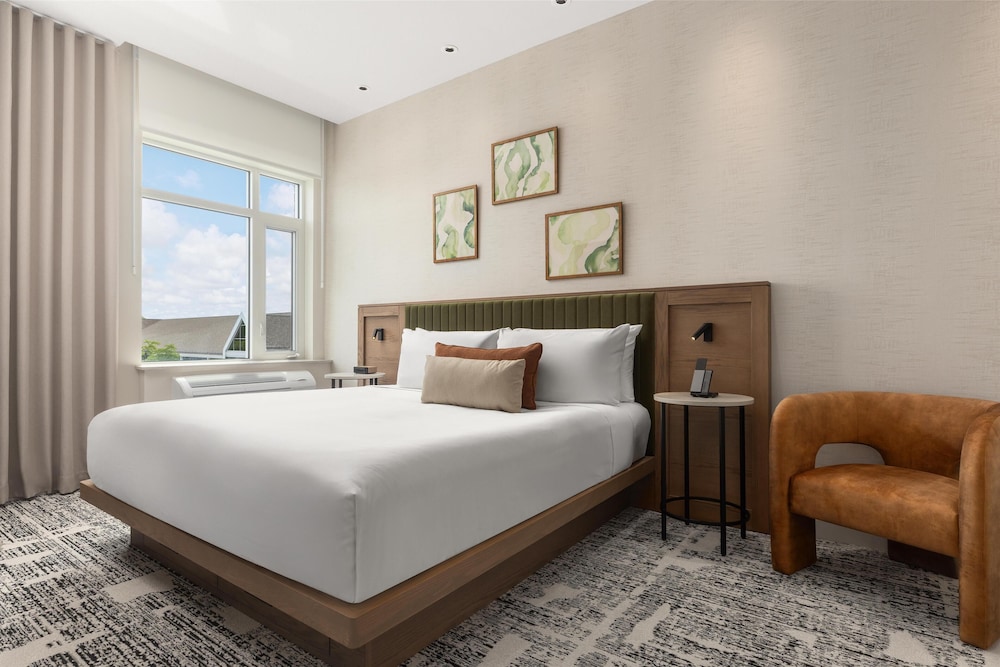 hotel railwayparc montreal tapestry collection by hilton