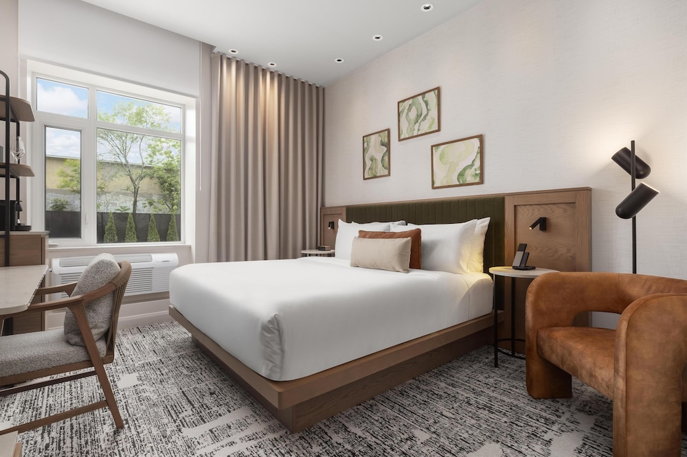 hotel railwayparc montreal tapestry collection by hilton