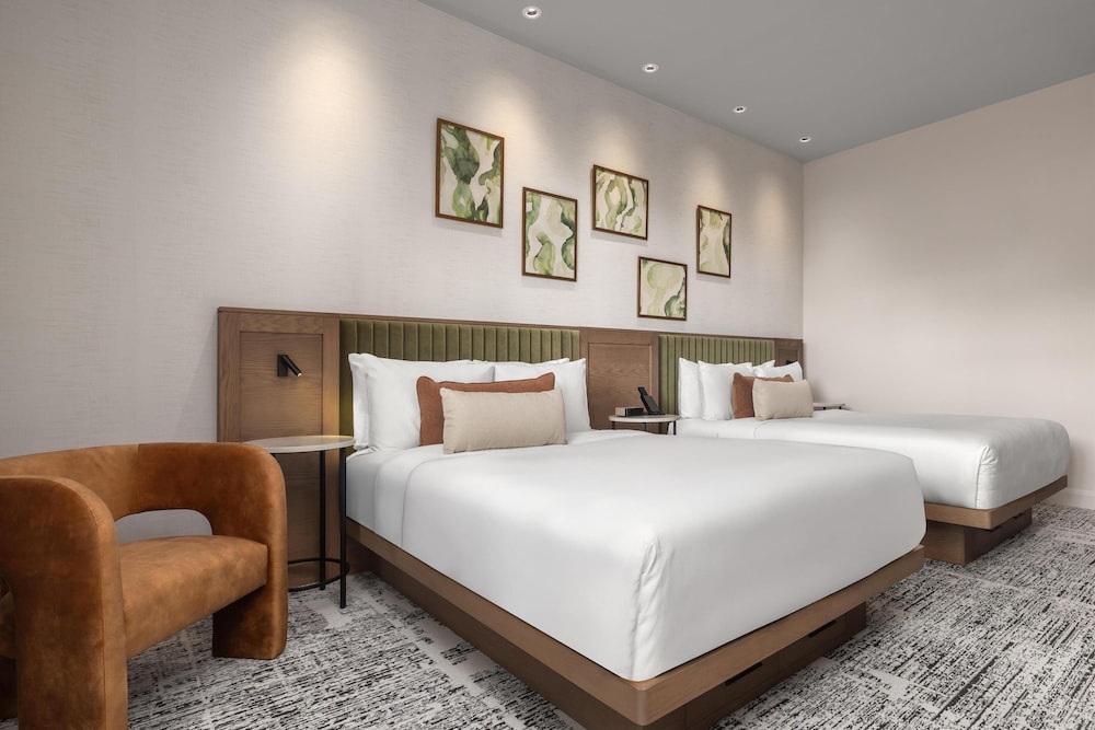 hotel railwayparc montreal tapestry collection by hilton