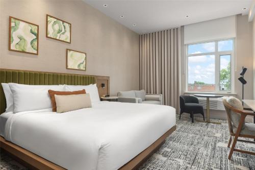 hotel railwayparc montreal tapestry collection by hilton