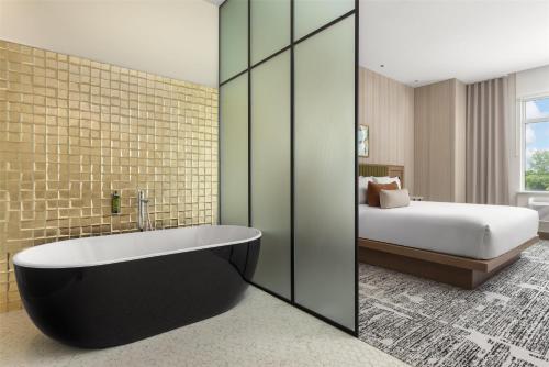 hotel railwayparc montreal tapestry collection by hilton