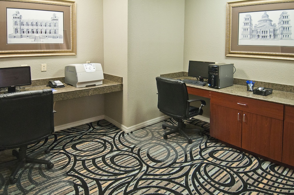 holiday inn express hotel and suites lake charles by ihg
