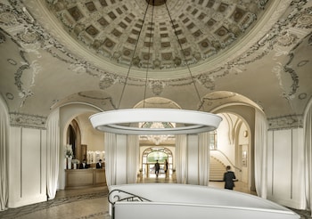 Hotel Royal - Evian Resort,,5 star