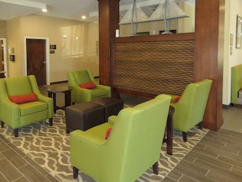 Comfort Suites,,3 star