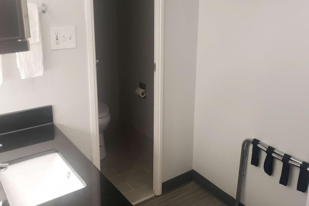 motel 6 mobile al airport blvd