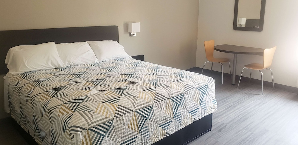 motel 6 mobile al airport blvd