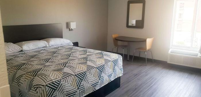 motel 6 mobile al airport blvd