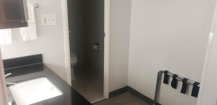 motel 6 mobile al airport blvd
