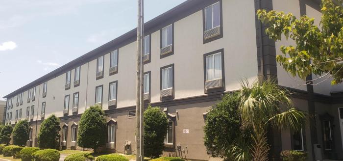 motel 6 mobile al airport blvd