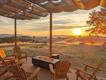 Wildhaven Yosemite Glamping,,1 star