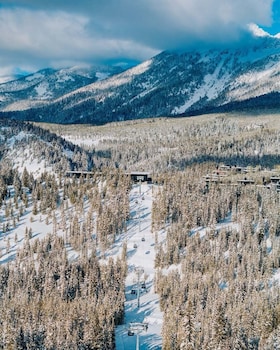 oneandonly moonlight basin