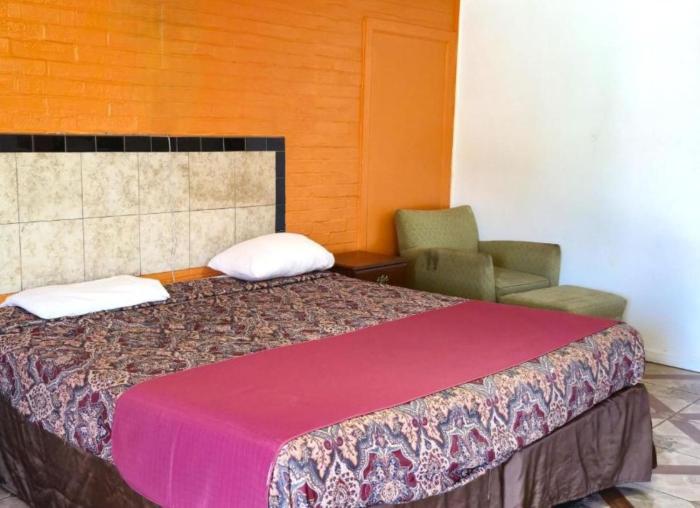 way side inn by hotel o dallas near fair park downtown