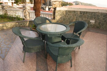 bliss and co manor mussoorie
