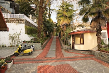 bliss and co manor mussoorie