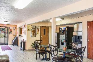 Econo Lodge Lansing - Leavenworth,Lansing>>Kansas City,3 star