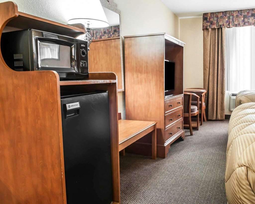econo lodge las cruces university area
