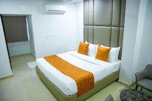 hotel kinara grand